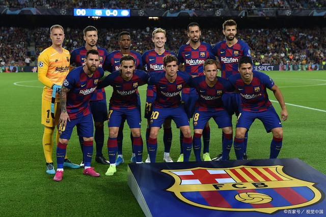 莱万多夫斯基连续十场比赛得分超过高光表现，C9挑战极限！